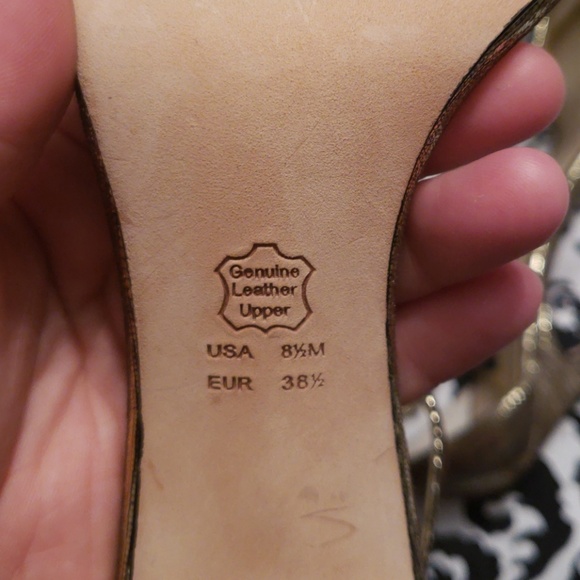 Heels - Picture 4 of 4